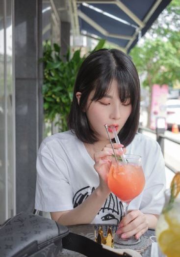 在线中文字幕aⅴ性爱_蓝光免费观看电视剧